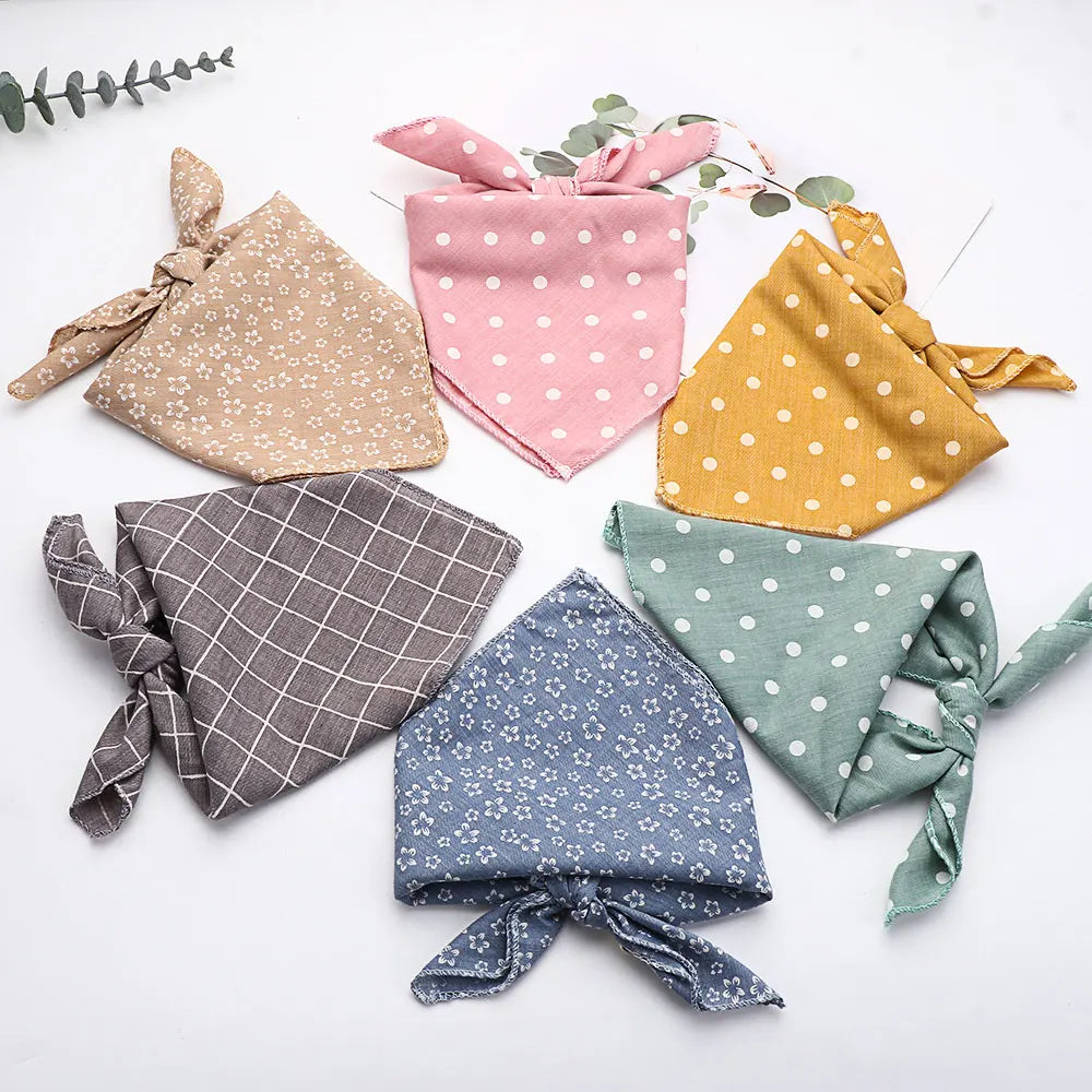 Plaid cotton pet bandana for dogs and cats

Washable cotton scarf for puppies and kittens

Stylish pet bowtie collar in plaid design

Soft cotton pet square bib with polka dots

Cute and comfortable dog and cat bandana