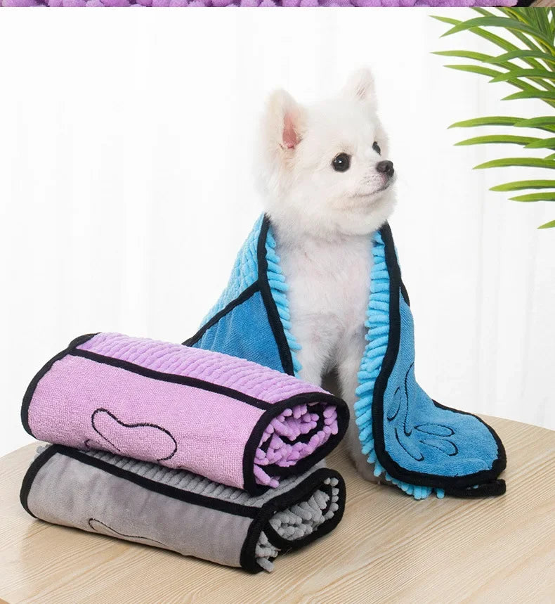 Super absorbent dog towel with double pockets in blue

Quick dry cat and dog grooming towel with hanging loop

Pet drying cloth with breathable fabric and soft texture

Durable double-pocket pet towel for easy post-bath drying

Multi-color super absorbent pet towel for cats and dogs